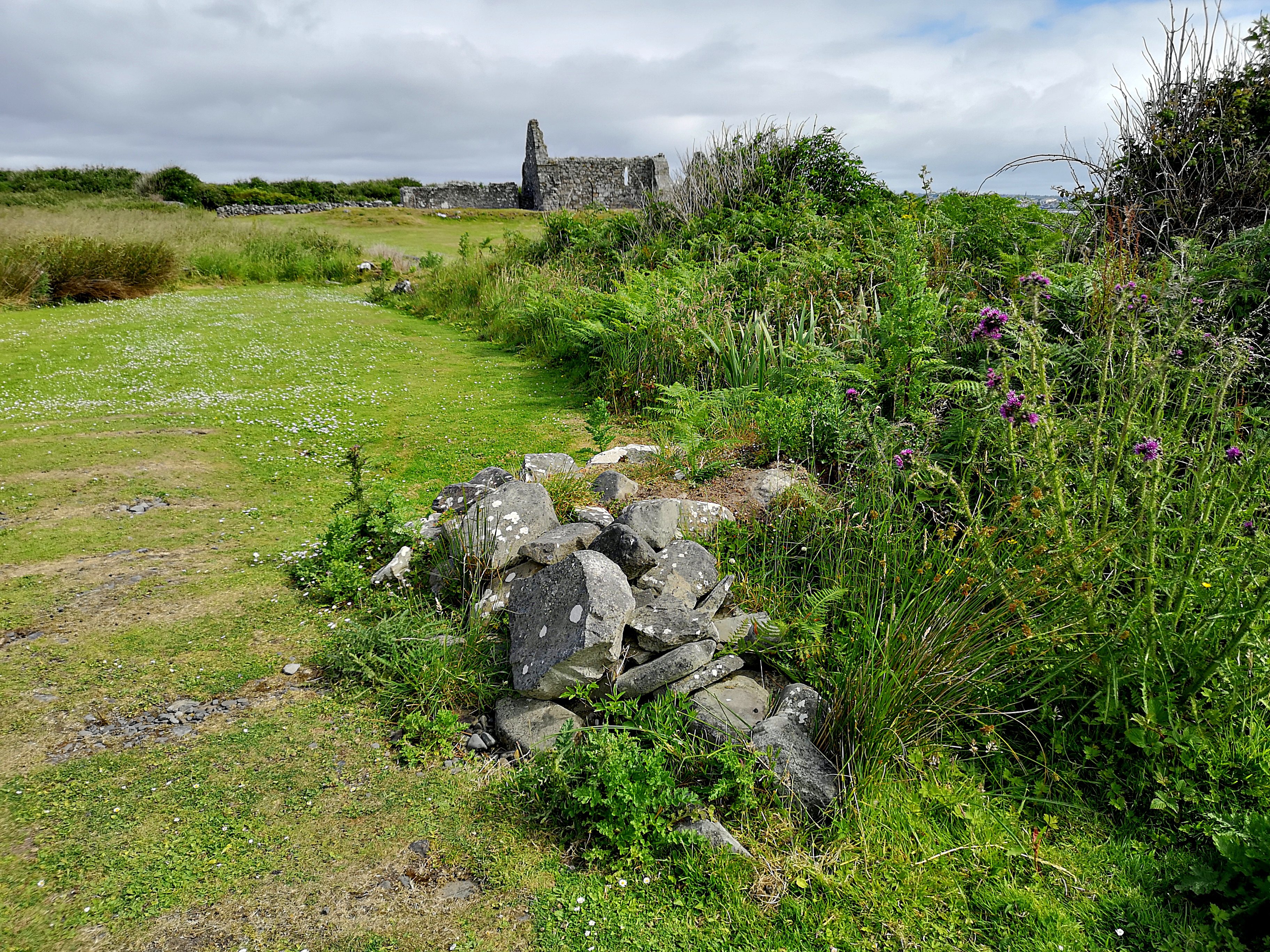 Tobar Senan (St. Senan's Church) on Scattery Island 
