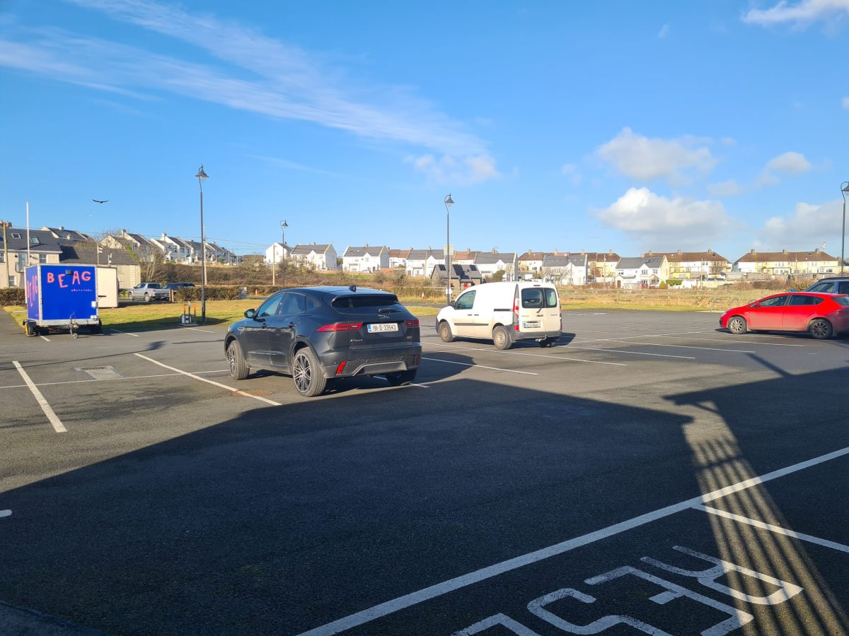 Image of public parking at Kilrush Marina Image of public parking at Kilrush Marina